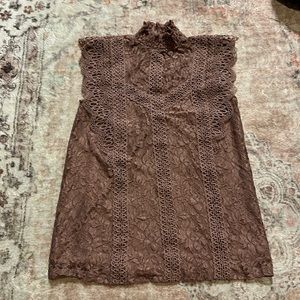 Cable and Gauge Women’s Blouse
